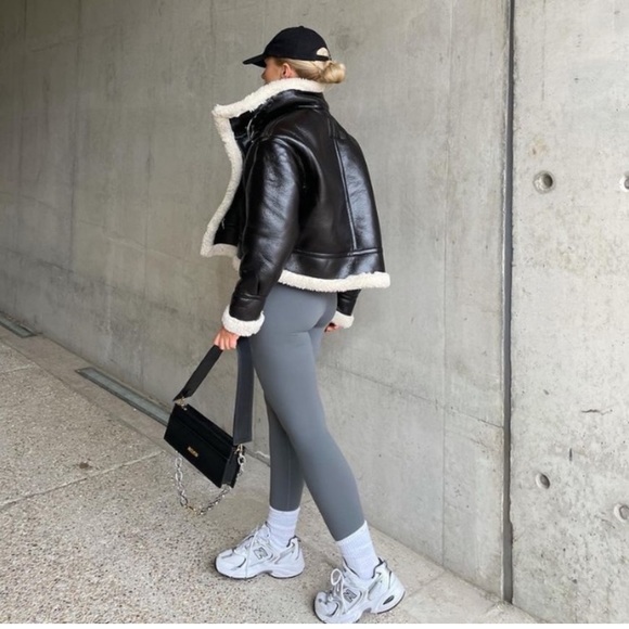 🔥LAST 1 LEFT!!🔥  ZARA NWT Bloggers Favorite Faux Leather Fleece Collar Jacket - Picture 15 of 16